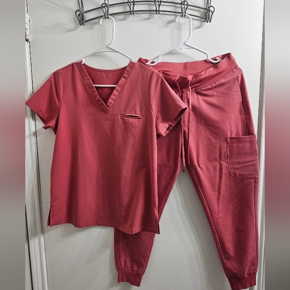 Mandala Jaipur Pink Scrub Set